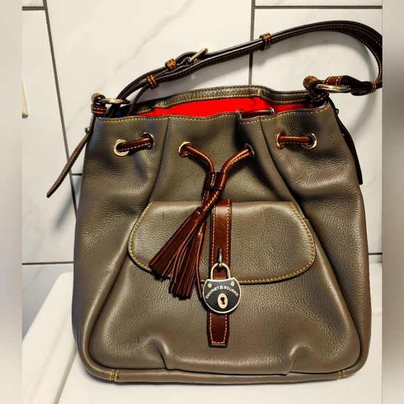 Dooney & Bourke Handbag - Picture 1 of 13